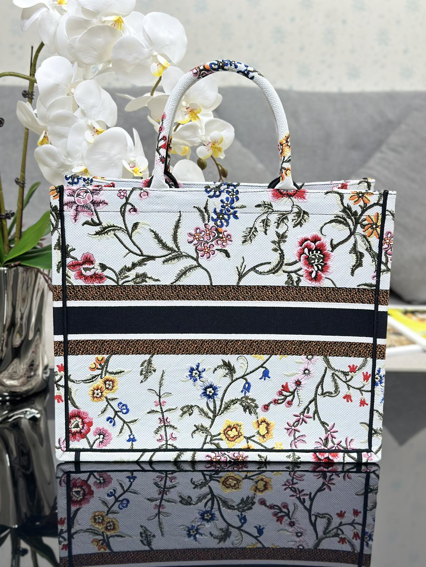 Handbag Dior M1286 size 42 x 35 x 18.5 cm - vstockx