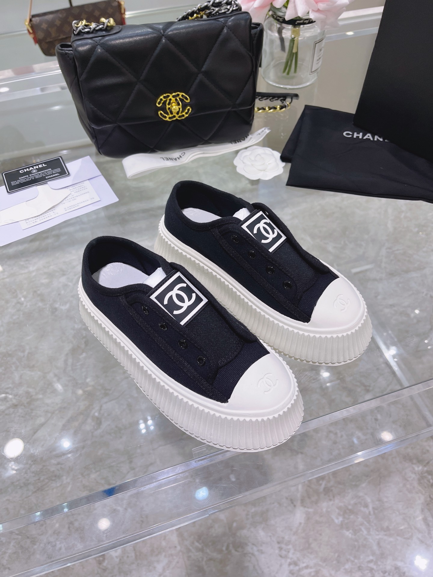 Chanel Platform Sneaker 20 - vstockx