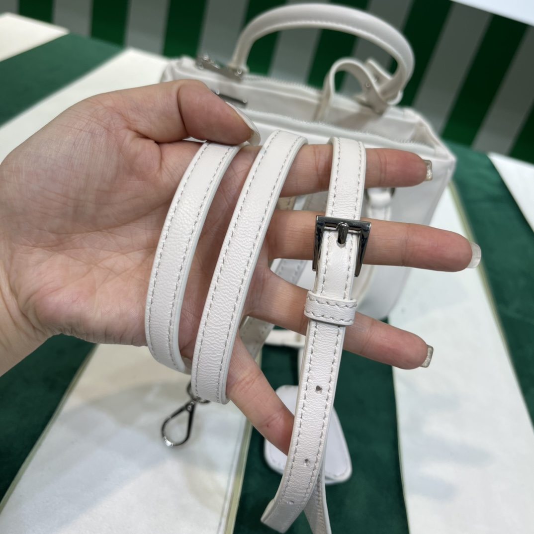 Handbags Prada 1BA906 size:20*14.5*9.5 cm - vstockx