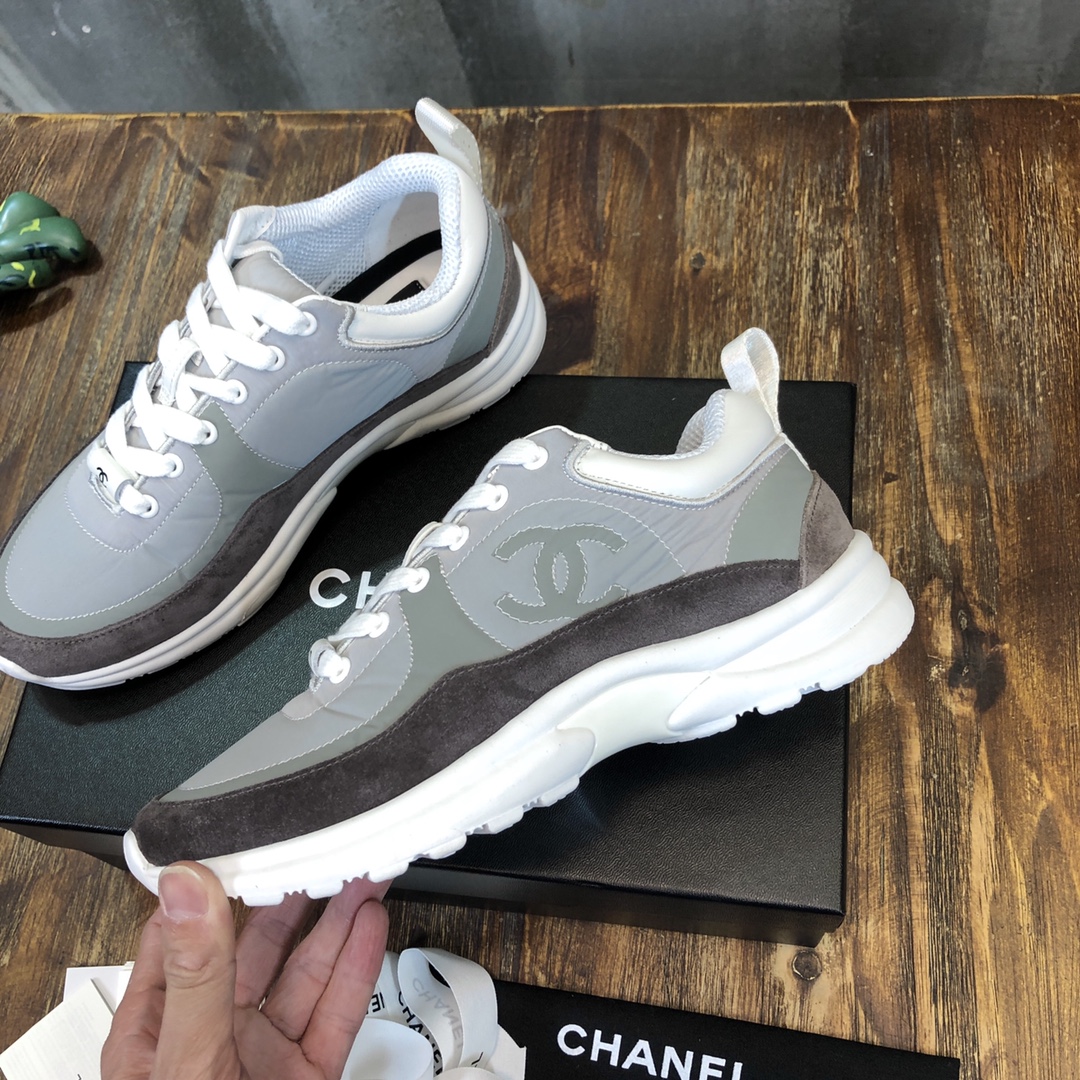 Chanel Fabric & Suede Calfskin Low Top Sneaker 31 - vstockx