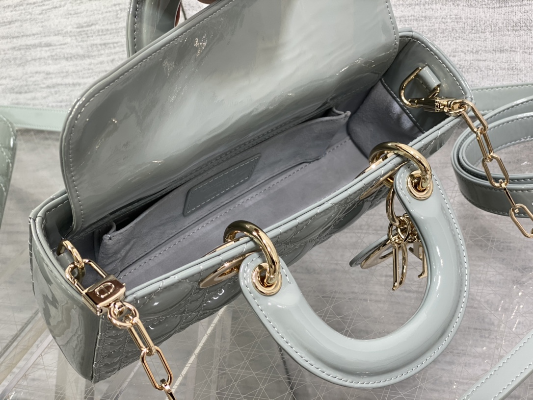 Handbag Dior size 22*6*12 cm - vstockx