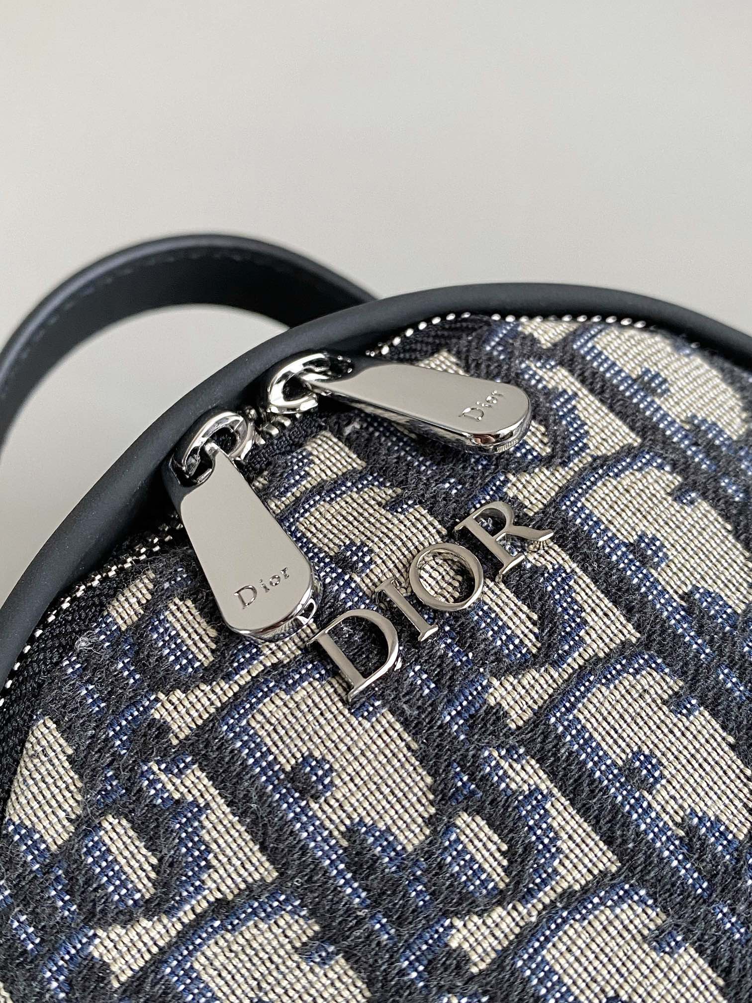 Handbags Dior 9018 size:24  16  10 cm - vstockx