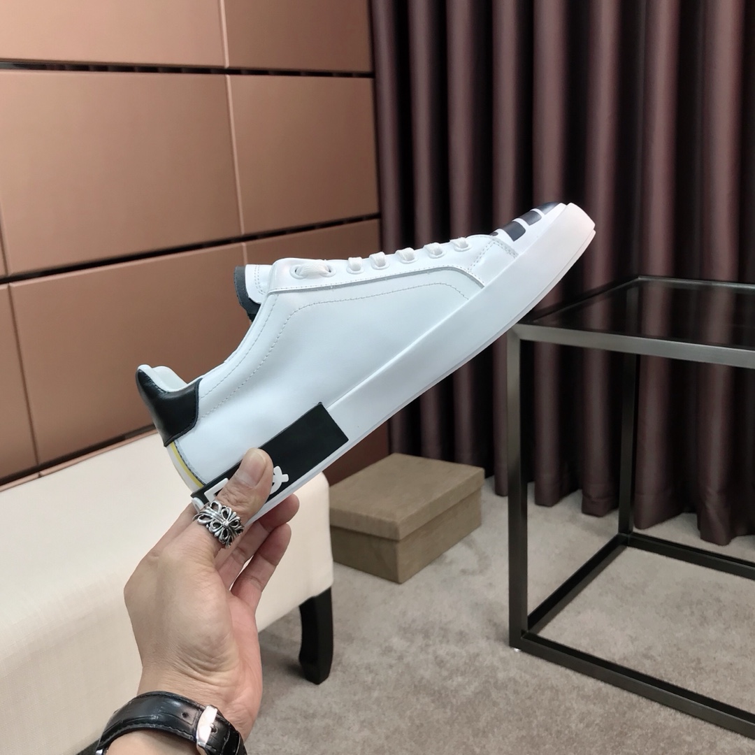 Dolce & Gabbana Low Tops Sneakers 123 - vstockx