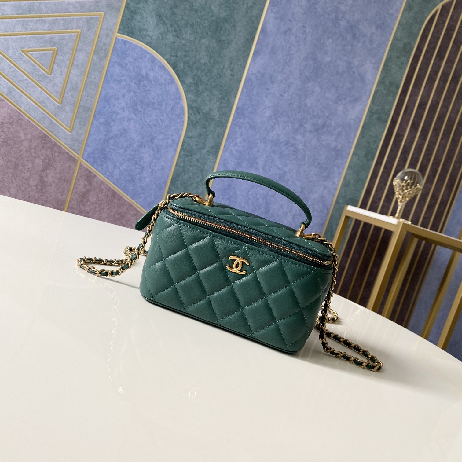 Handbag chanel 81118 size 9.5 17 8 cm - vstockx