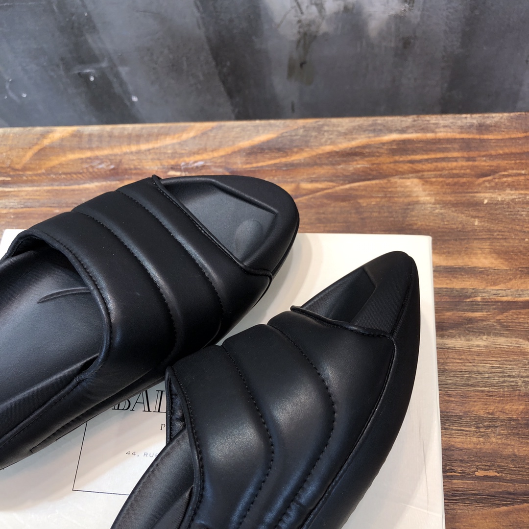 Balmain B-IT Mules Black - vstockx