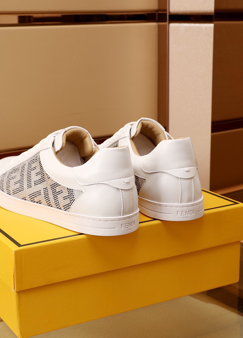 Fendi Low Top Sneakers 12 - vstockx