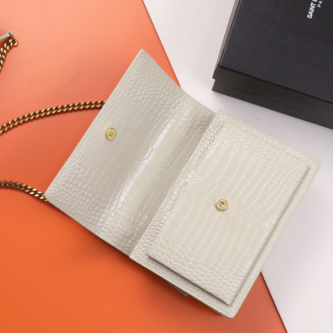 Handbags SAINT LAURENT 442906 size 22x8x16 cm - vstockx