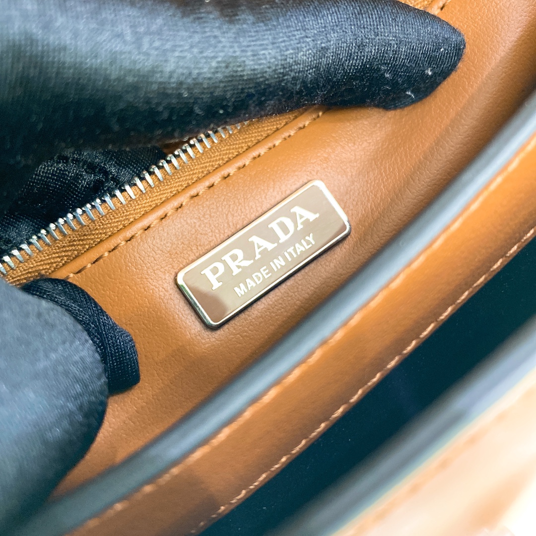 handbags prada 1BD321 24*15*6 - vstockx