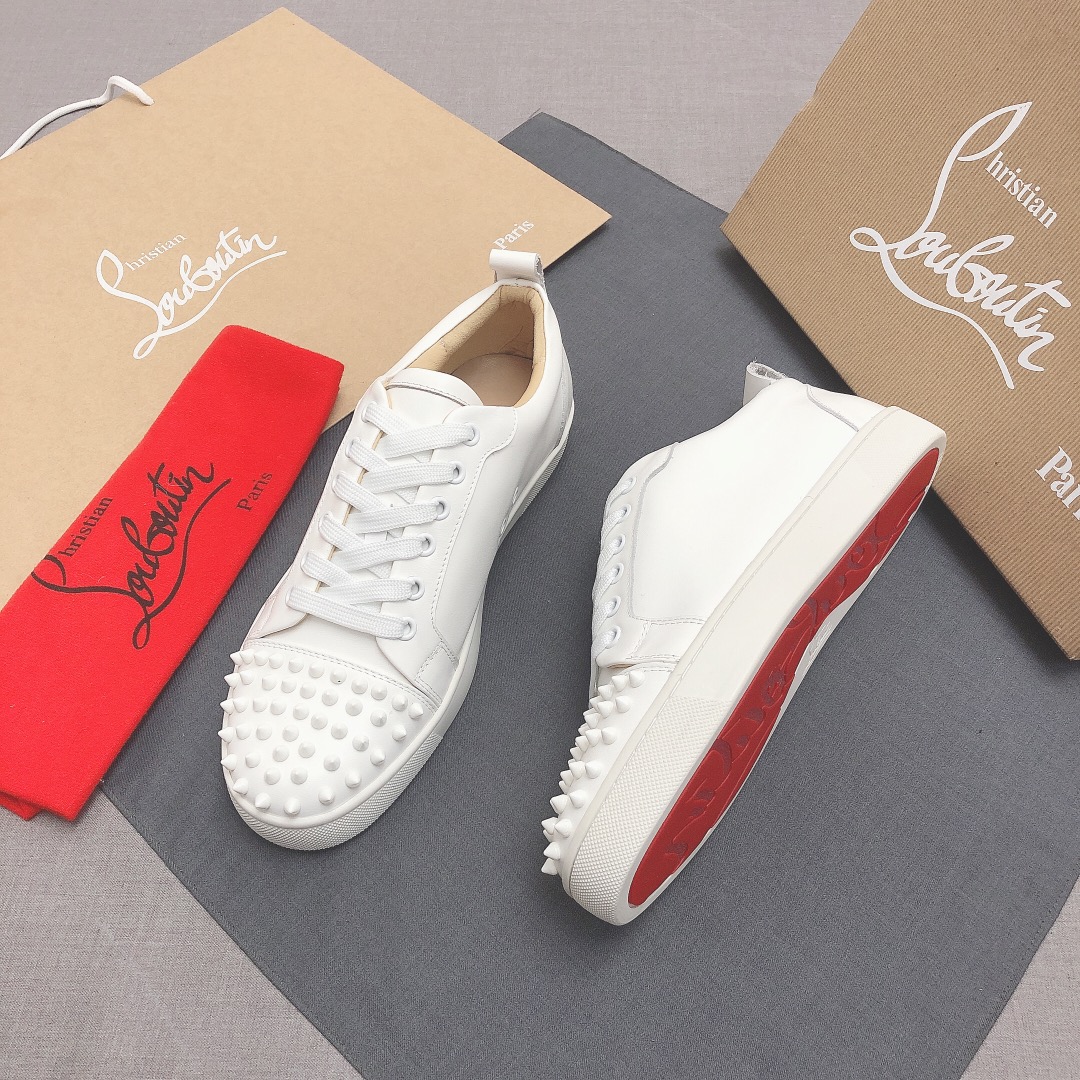 Christian Louboutin Louis Junior Spikes Orlato Flat Sneakers 6 - vstockx