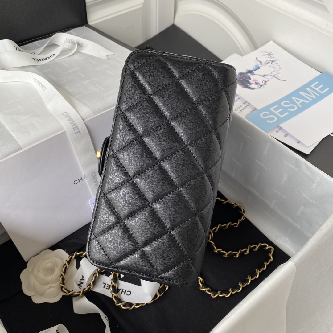 Handbag Chanel AS3649 size 18X19.5X9.5 cm - vstockx