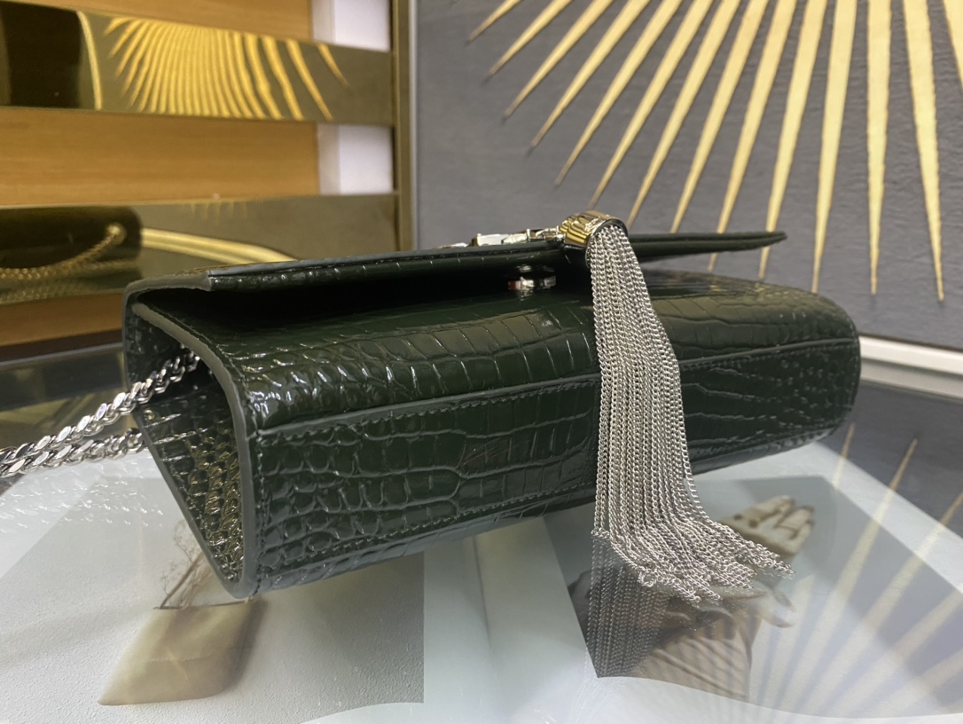 Handbags SAINT LAURENT 474366 size 20x13.5x5.5 cm - vstockx