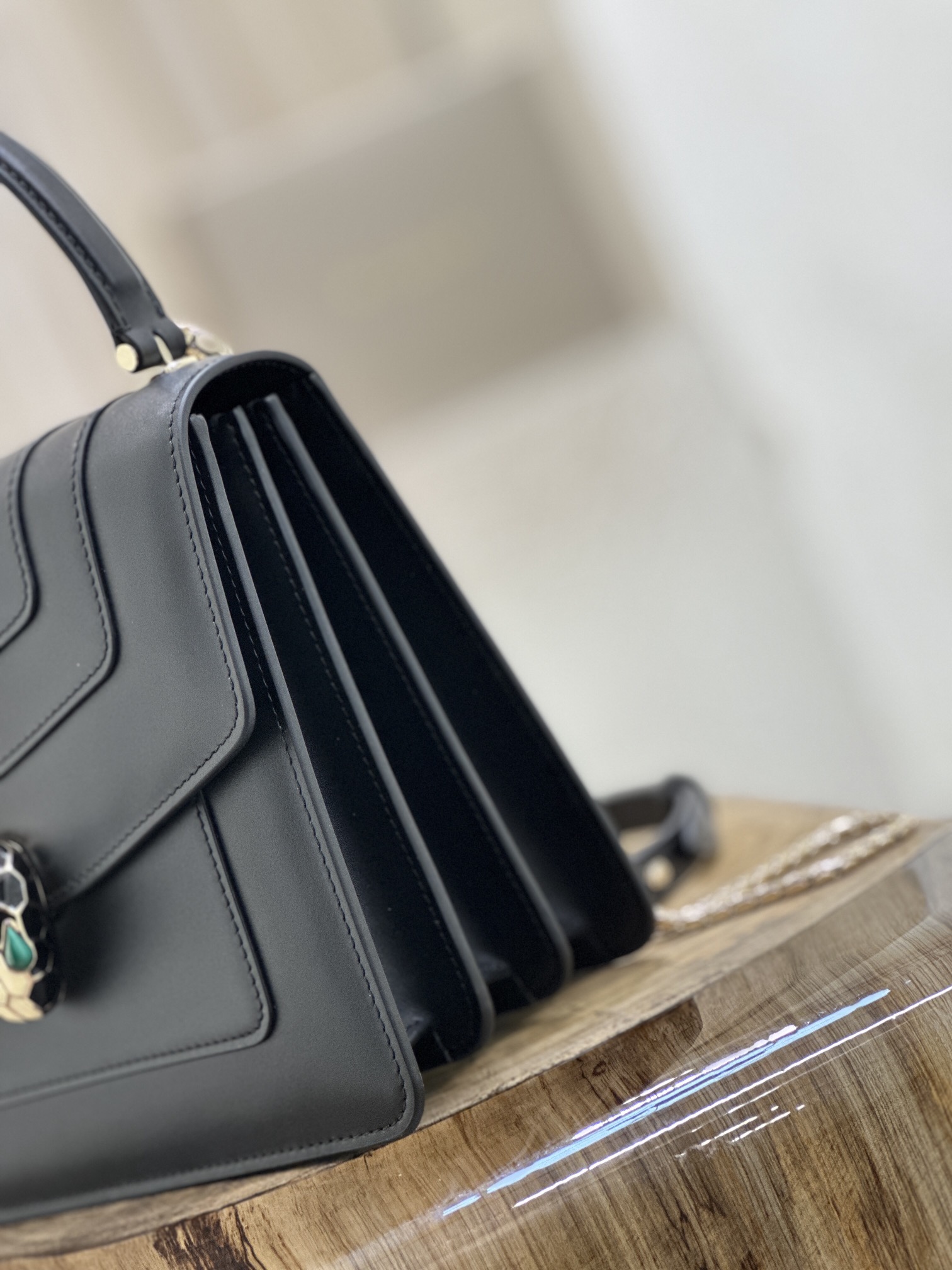 Handbags Bvlgari 38329 size:18*16*9 cm - vstockx