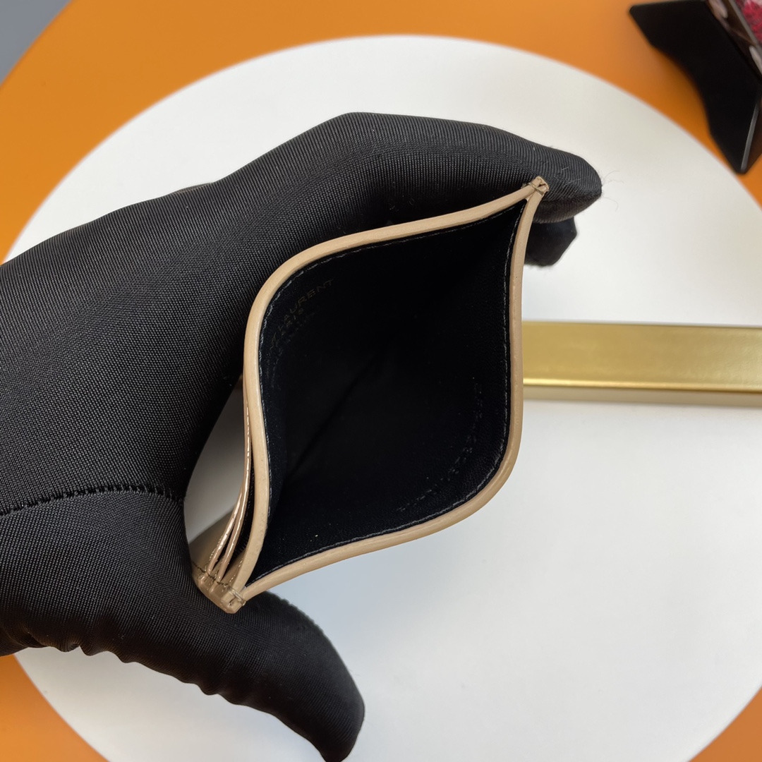 Handbags SAINT LAURENT 423291 size 10x7.5x0.5 cm - vstockx