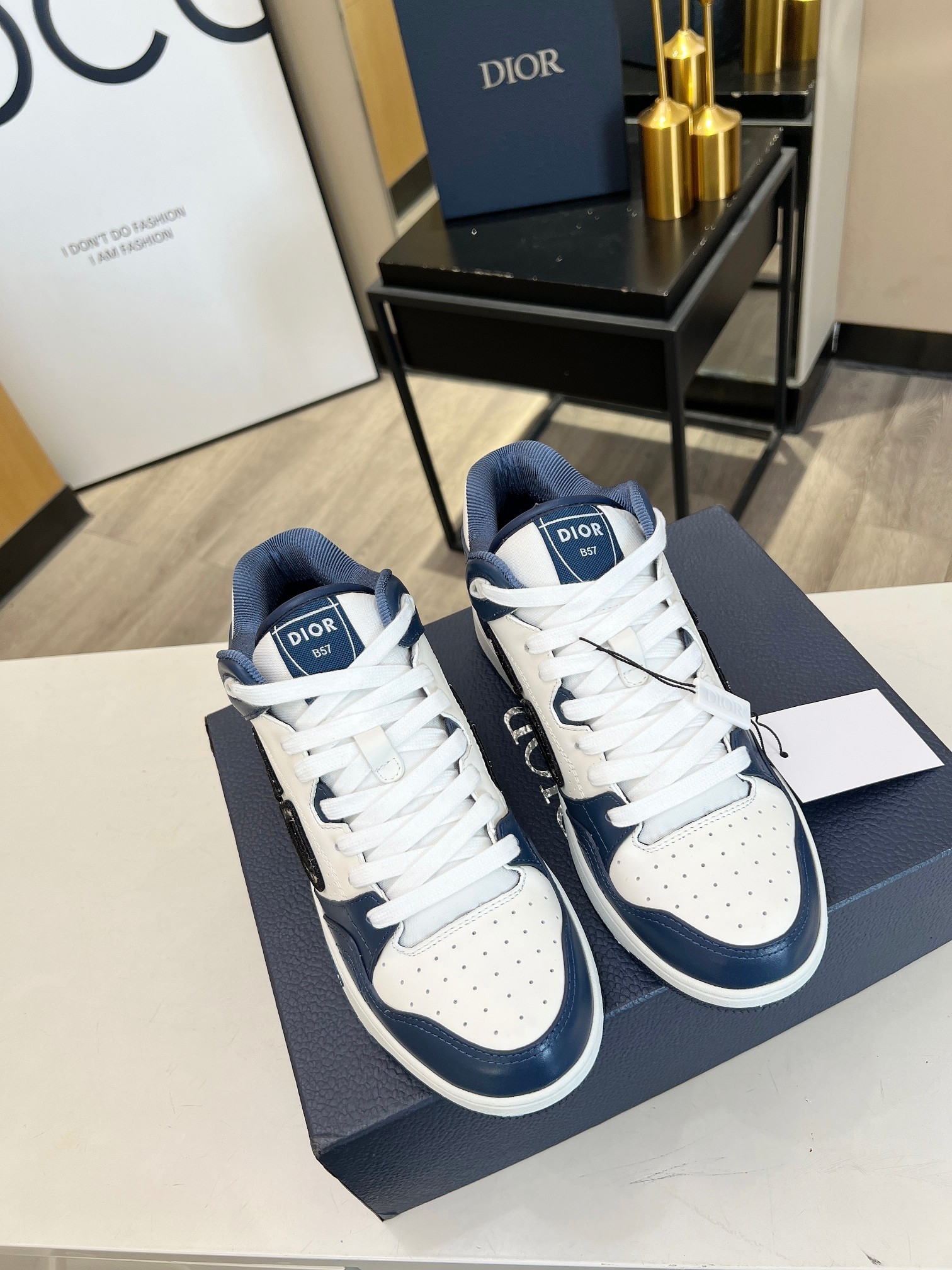 dior B57 MID-TOP SNEAKER Navy Blue and White Smooth Calfskin with Beige and Black Dior Oblique Jacquard - vstockx