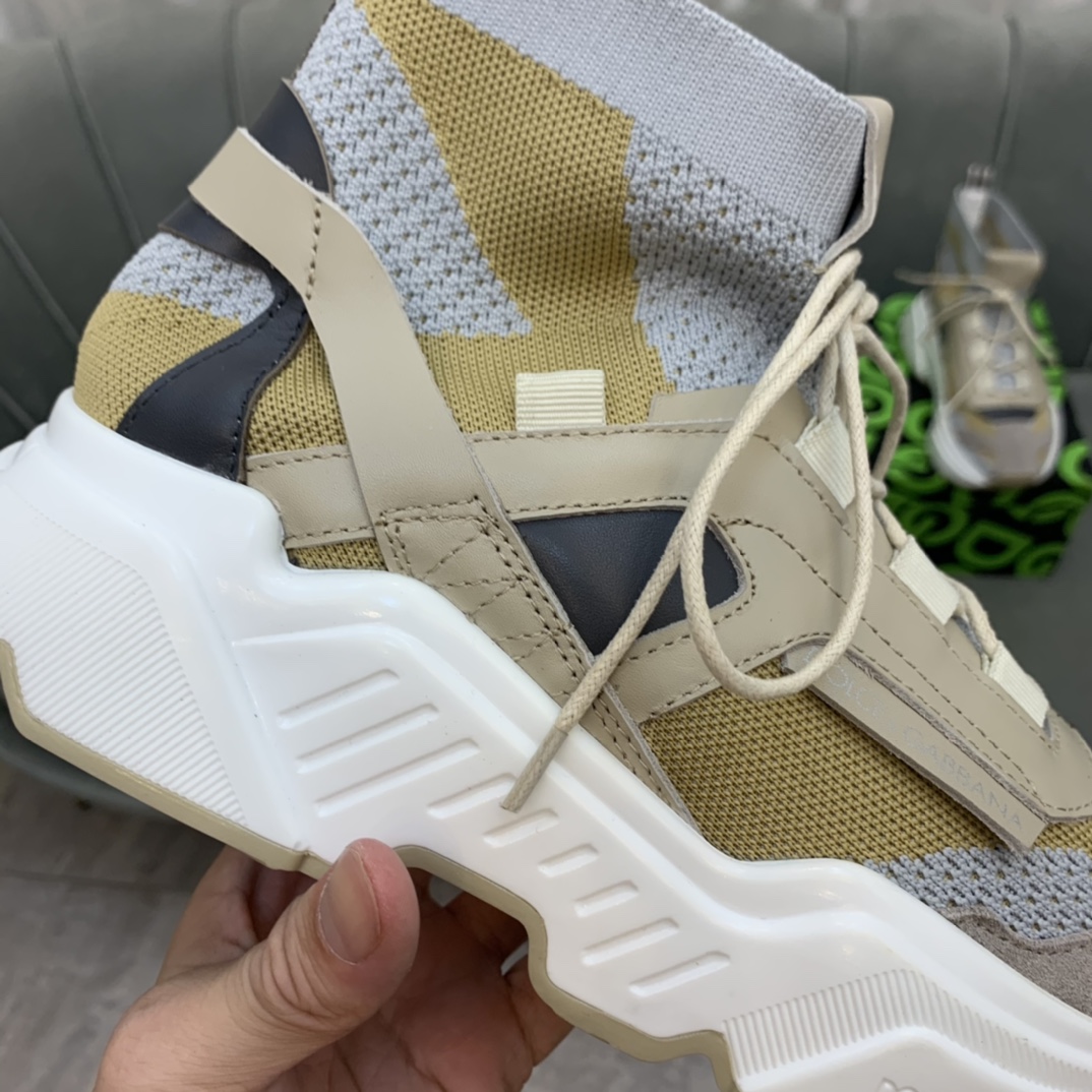 Dolce & Gabbana High-Tops chunky sneakers 11 - vstockx