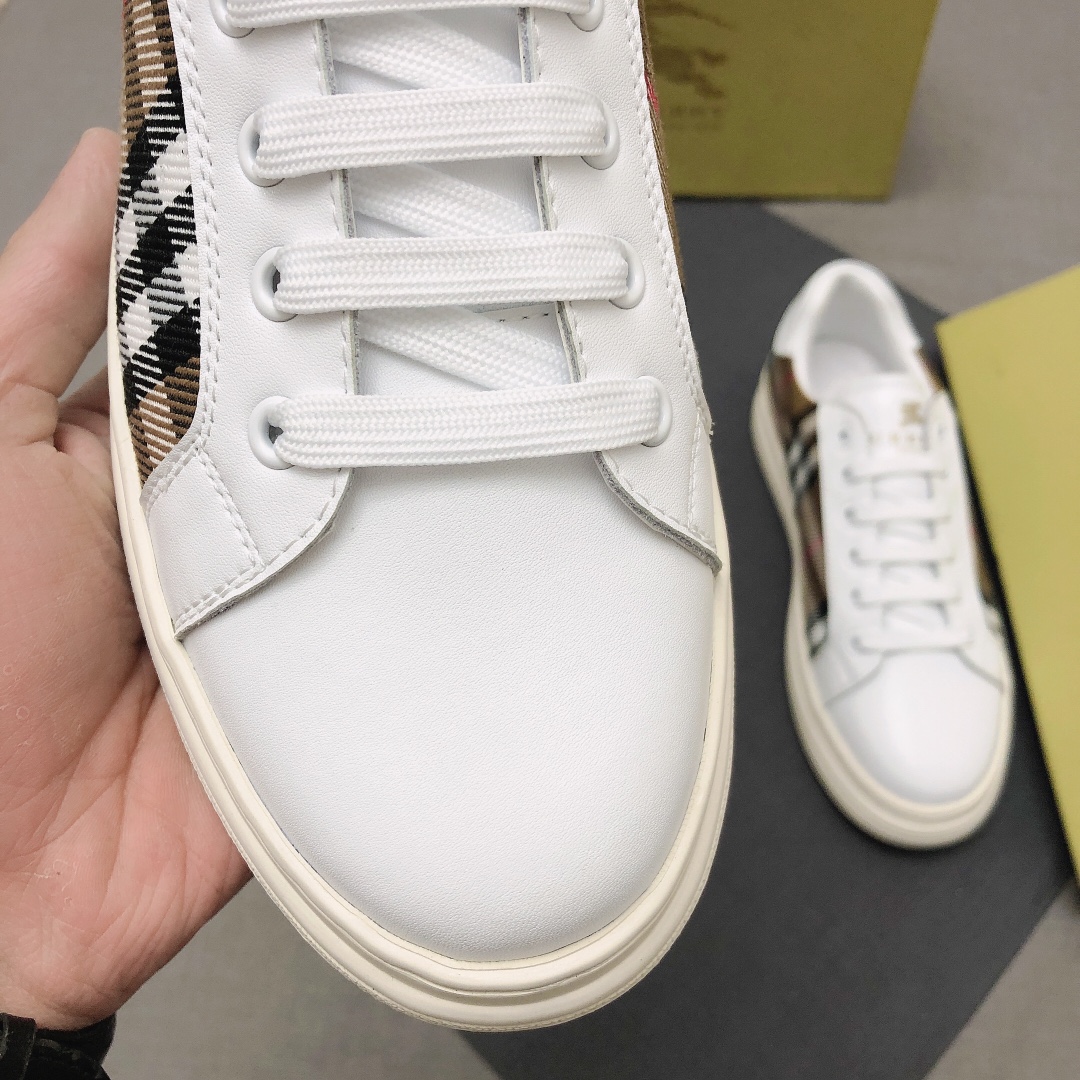 Burberry Perforated Check Sneaker 45 - vstockx