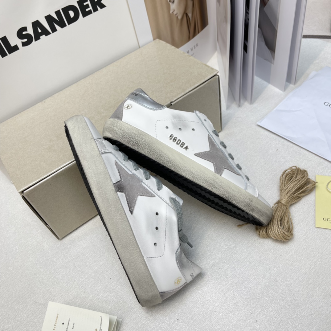 Golden Goose Superstar distressed-finish sneakers 29 - vstockx