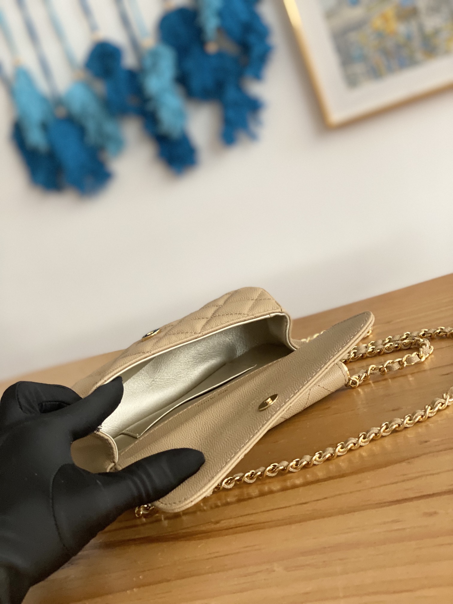 Handbag Chanel AP3008 size 12X17.5X5.5 cm - vstockx