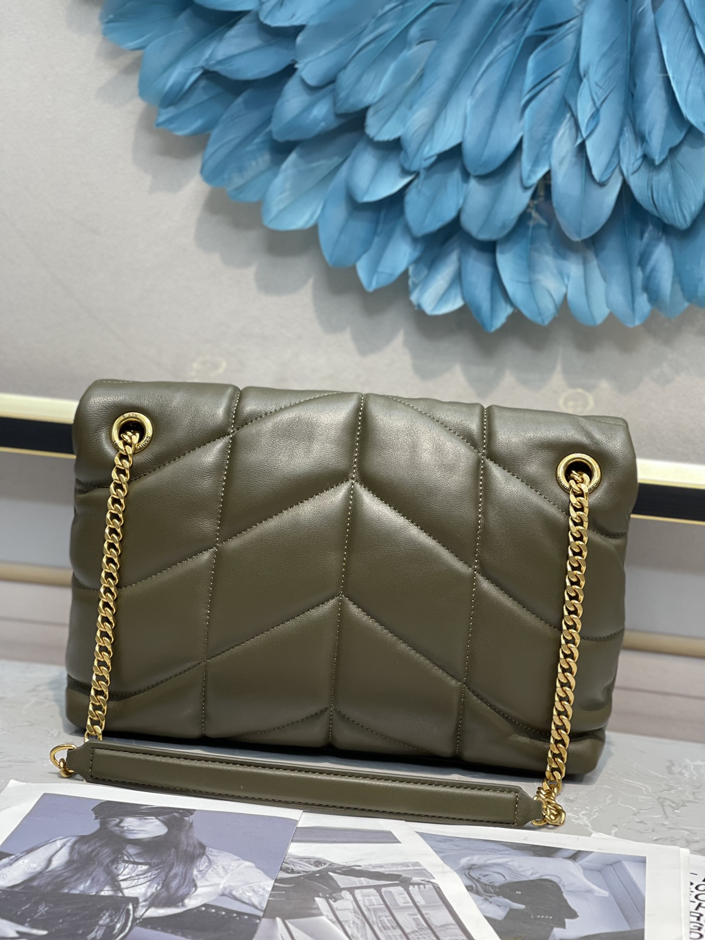 Handbags SAINT LAURENT 577476 size 29x17x11 cm - vstockx