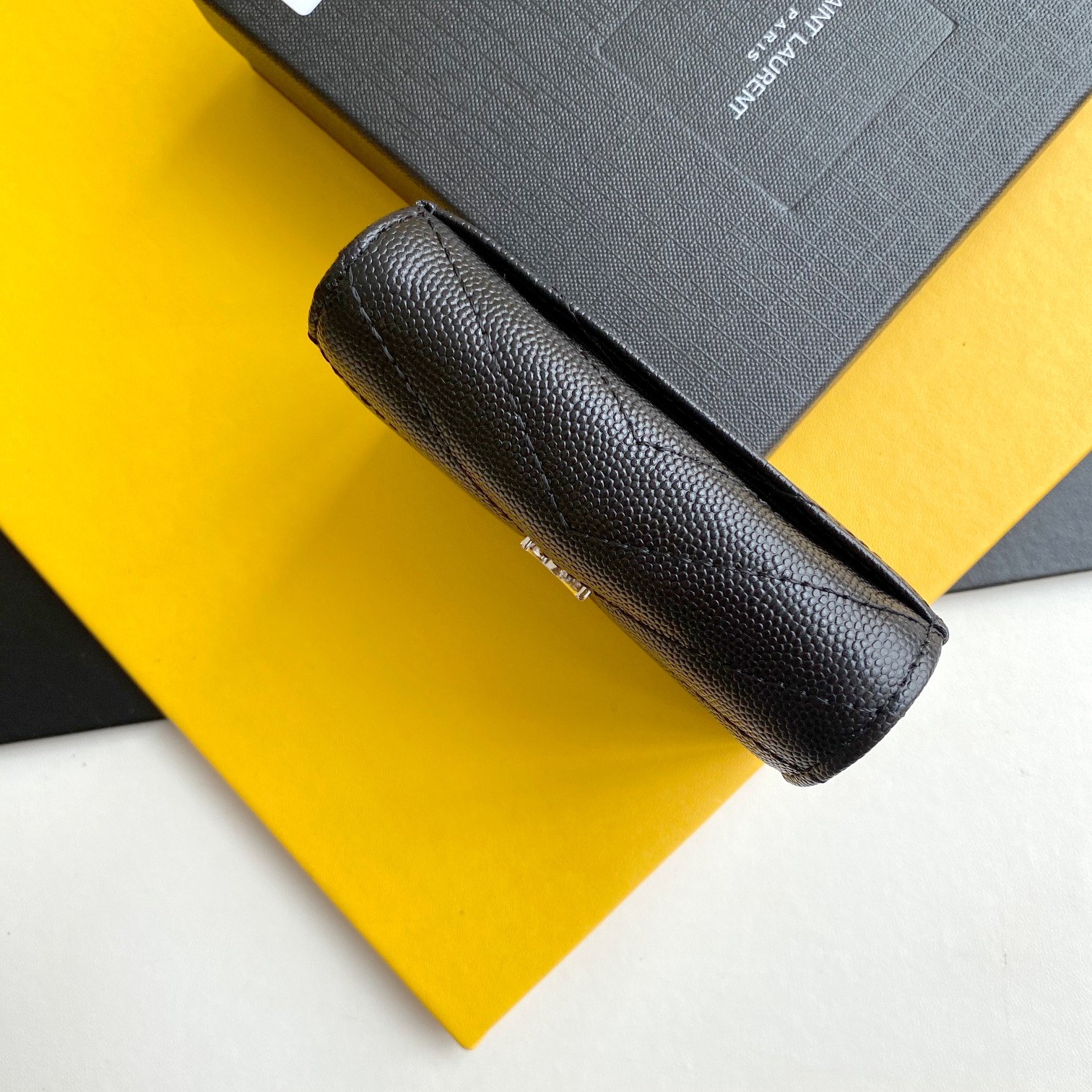 Handbags SAINT LAURENT 530841 size 11*8.5*3 cm - vstockx