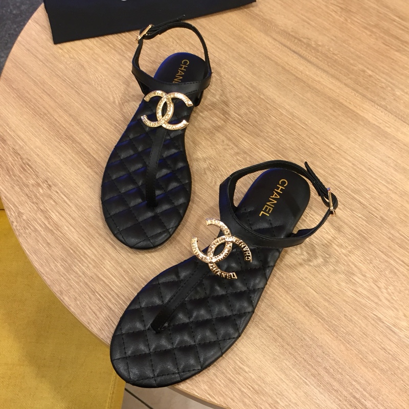 Chanel Slides 54 - vstockx