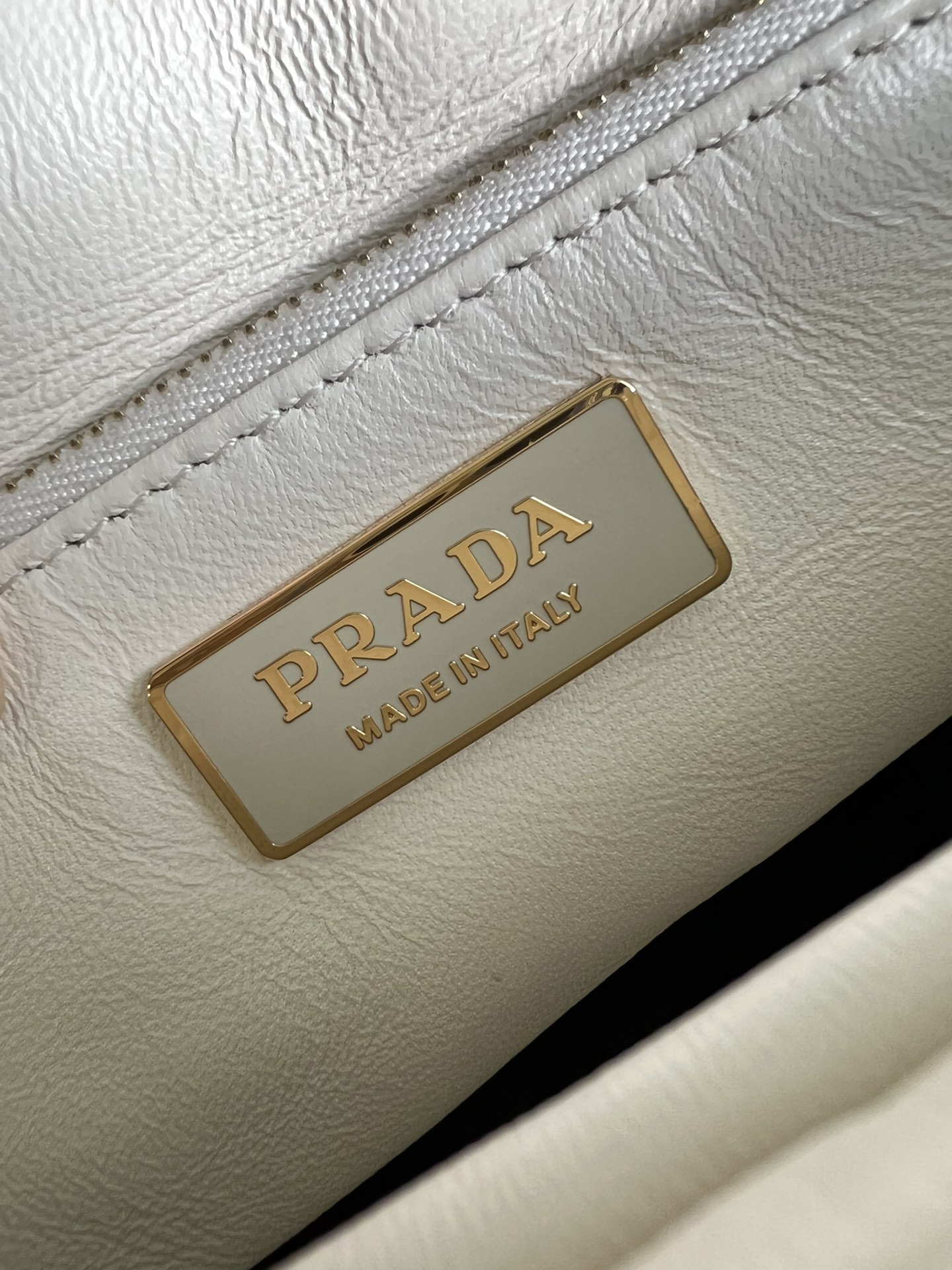 handbags prada 1BD328 24*15*7.5 - vstockx