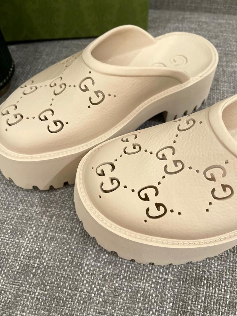 Gucci WOMEN'S PLATFORM PERFORATED G SANDAL - vstockx