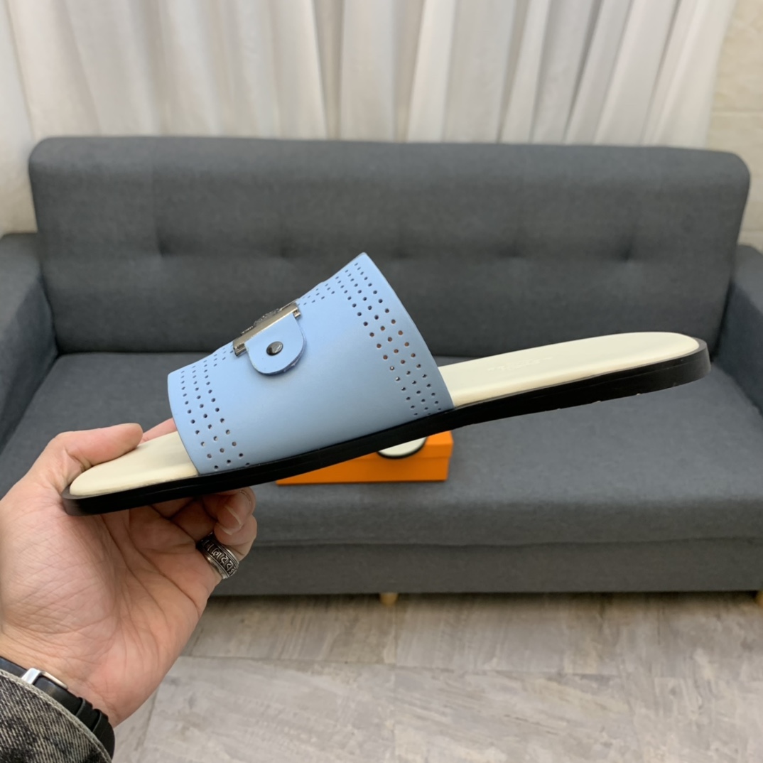 Hermes Sandals 35 - vstockx