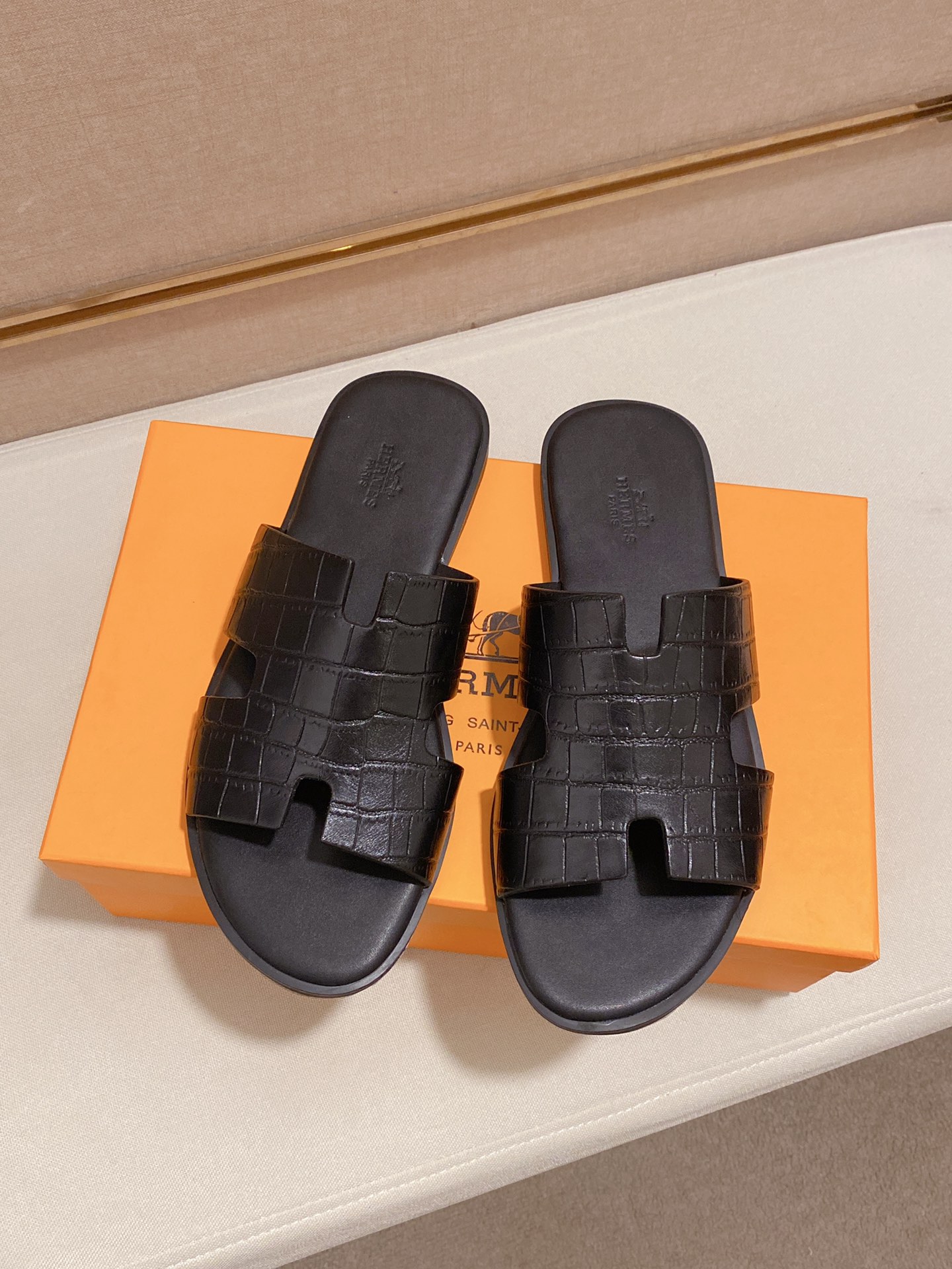 Hermes Sandals 13 - vstockx