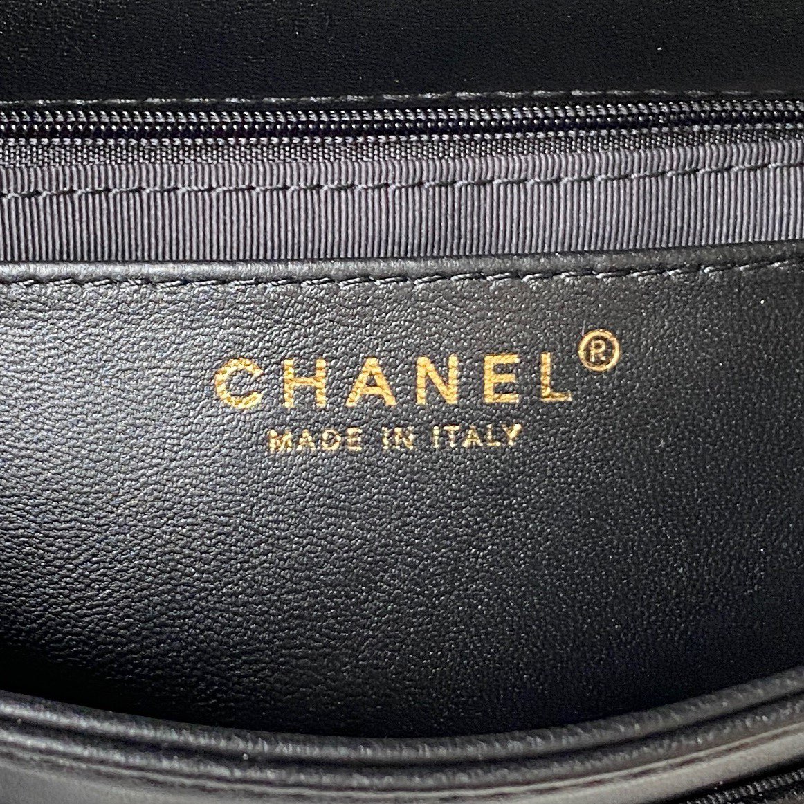 Handbags Chanel AS4288 size:13.5  20  6.5 cm - vstockx