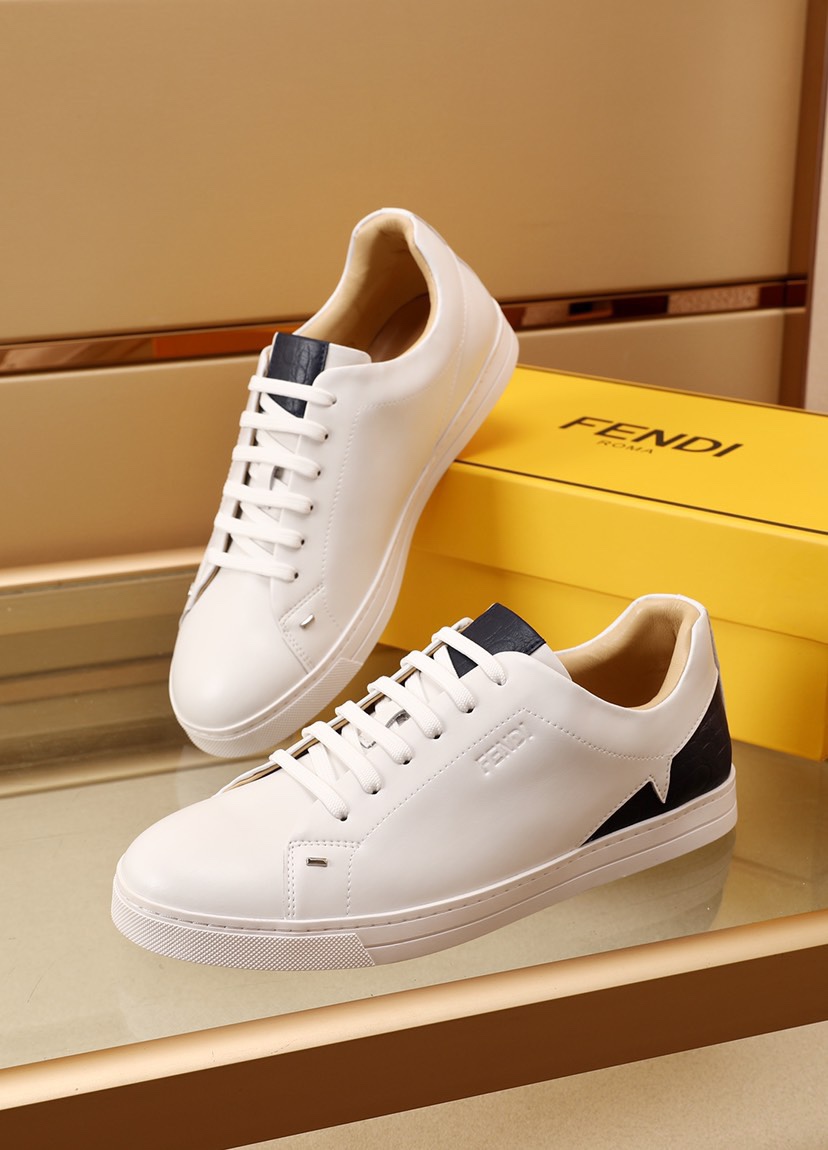 Fendi Low Top Sneakers 7 - vstockx