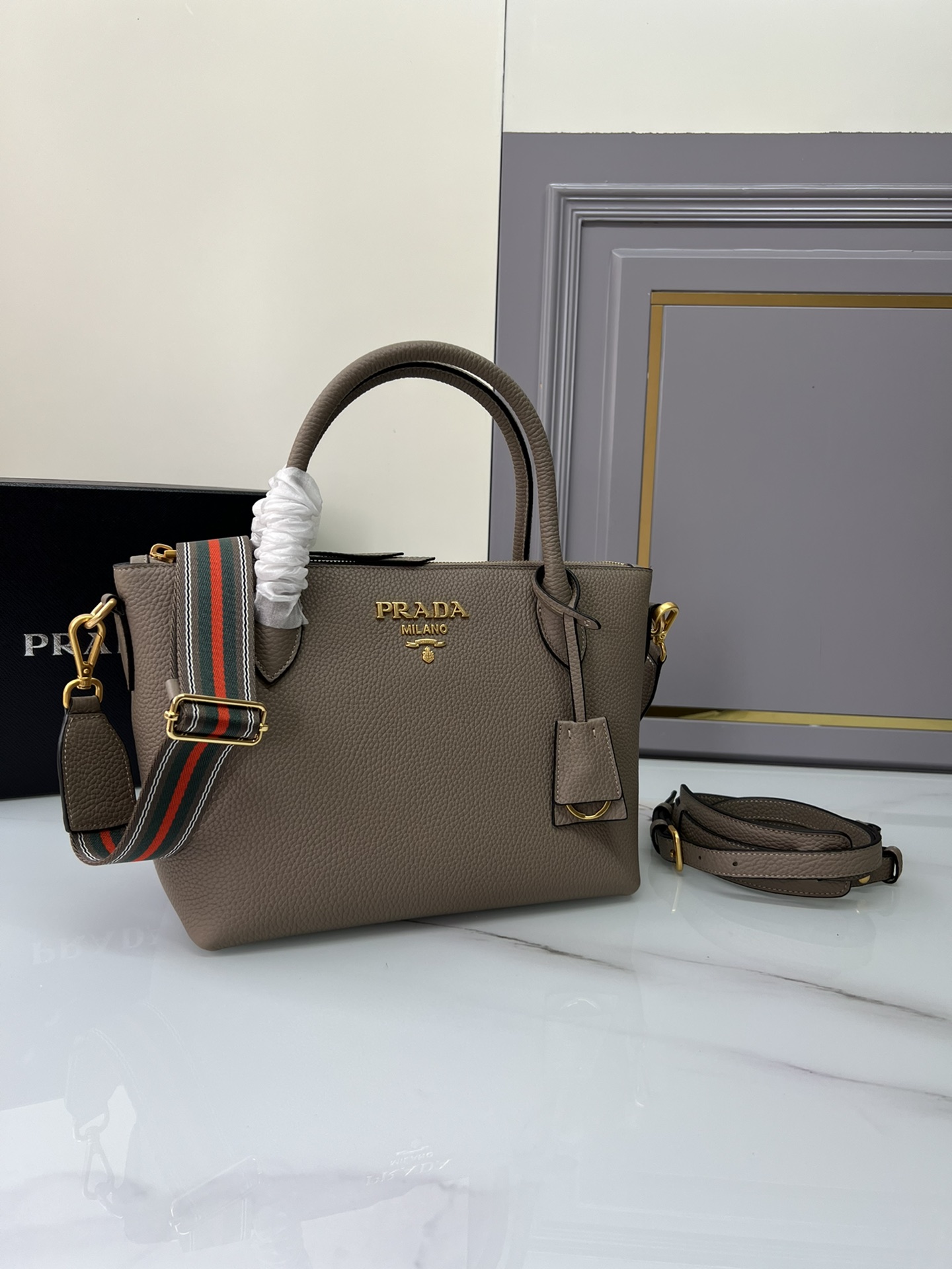 handbags prada 1BA111 24*19*12 - vstockx
