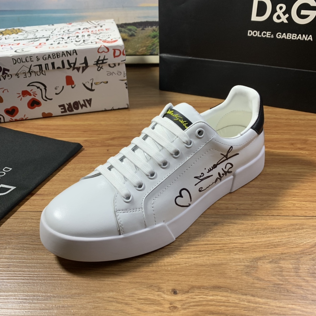 Dolce & Gabbana Low Tops Sneakers 128 - vstockx