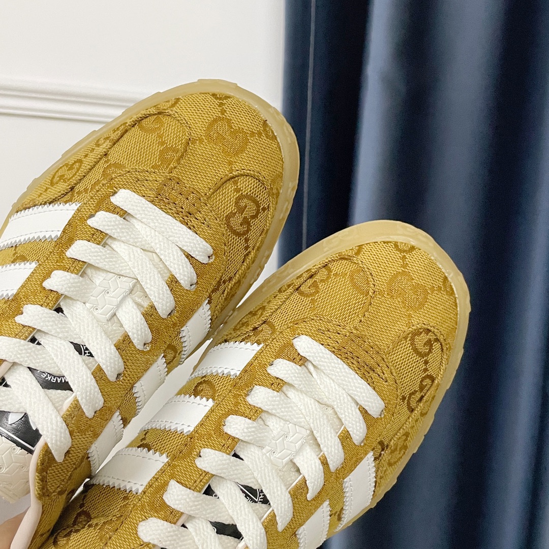 adidas x Gucci Gazelle Sneaker 6 - vstockx