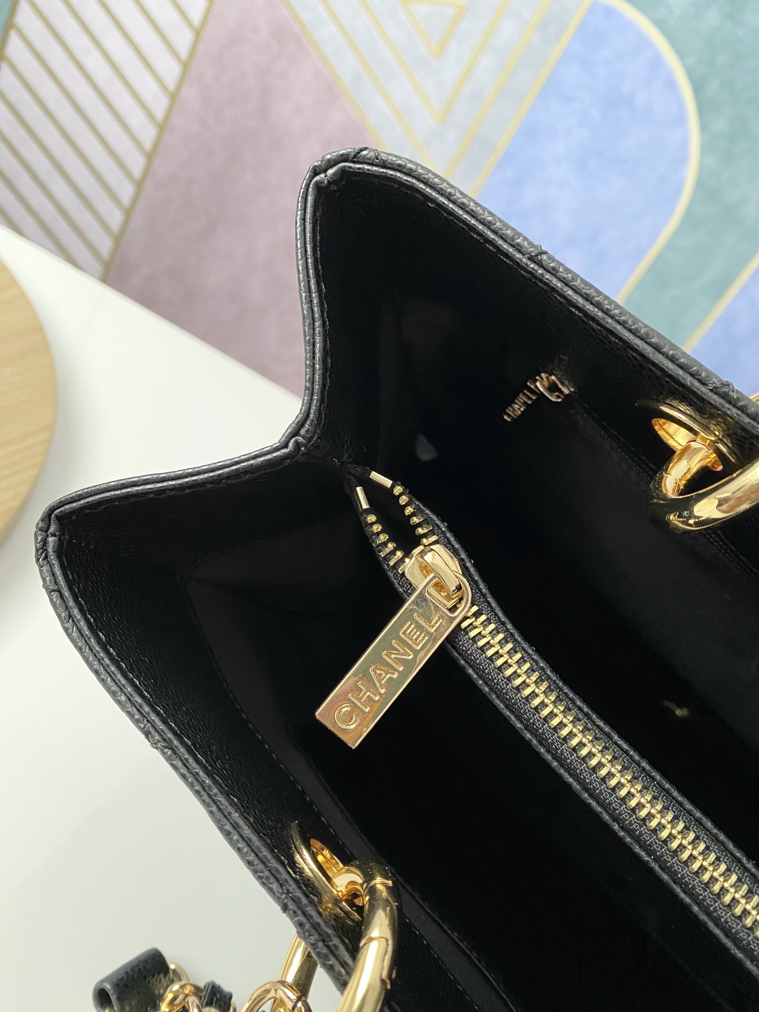 Handbag Chanel 20995 size 34x25x14 cm - vstockx