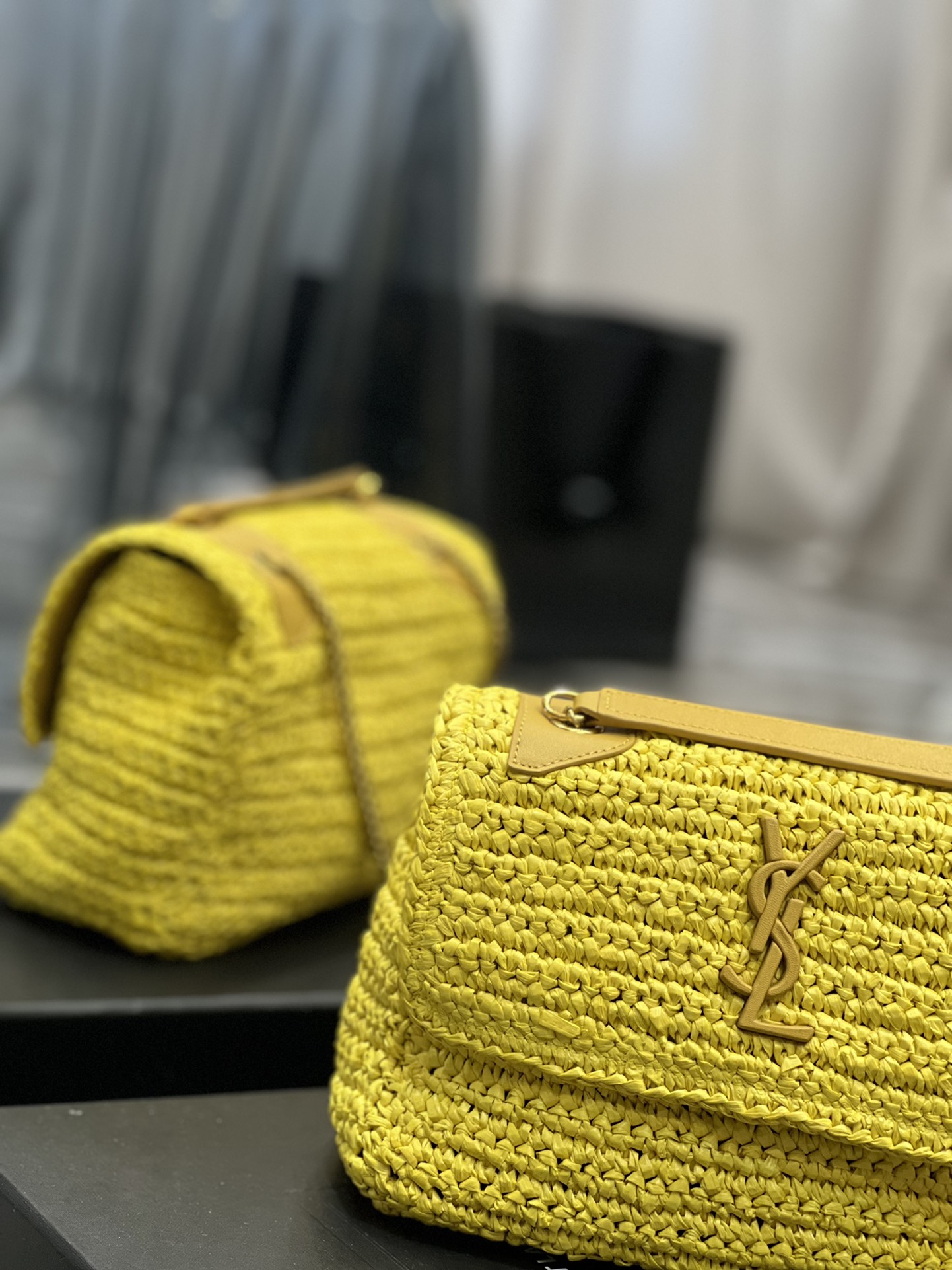 Handbags SAINT LAURENT 633151 size 22  16.5  12 cm - vstockx