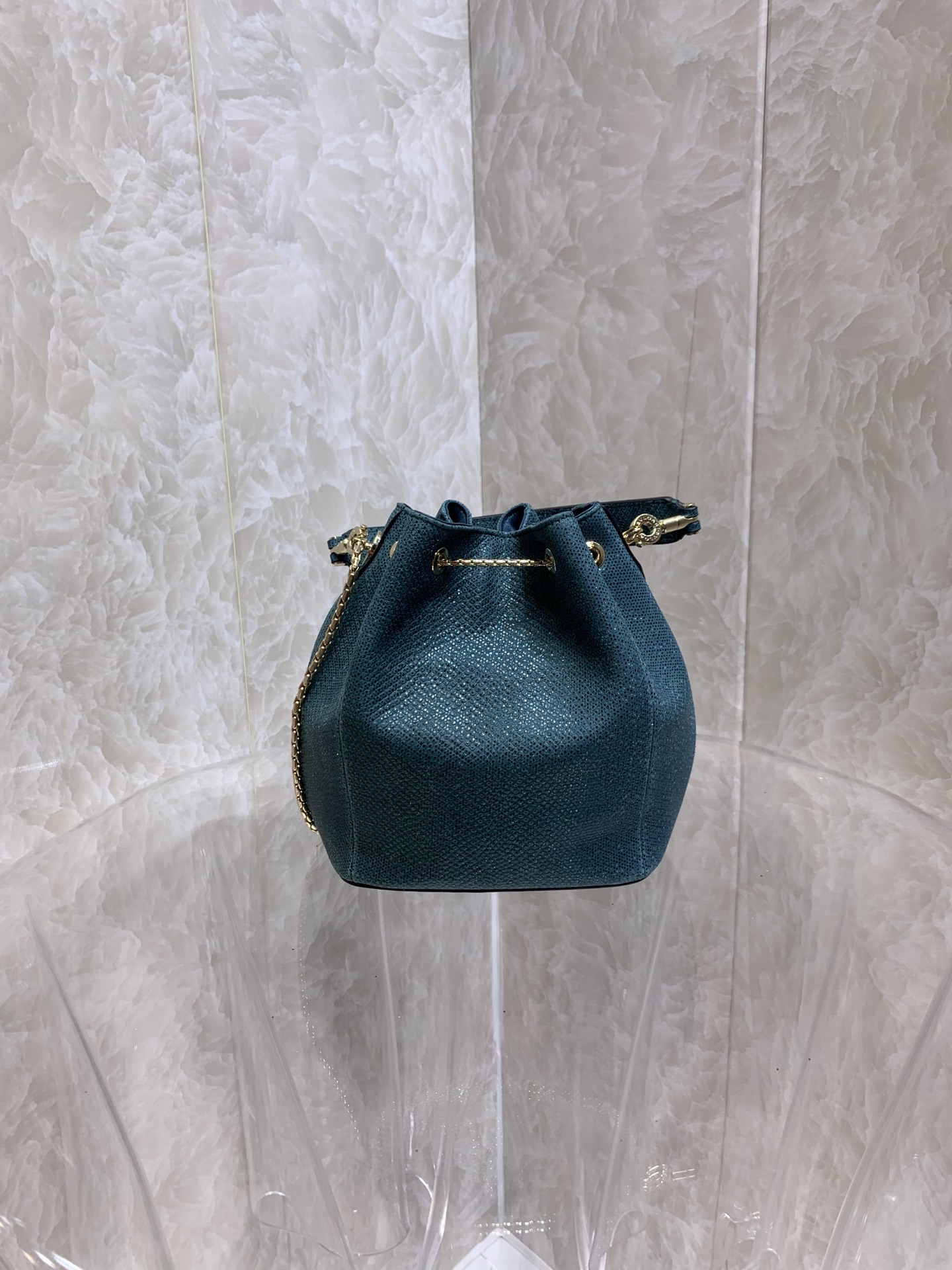 Handbags Bvlgari B287614 size:16*20*10.5 cm - vstockx
