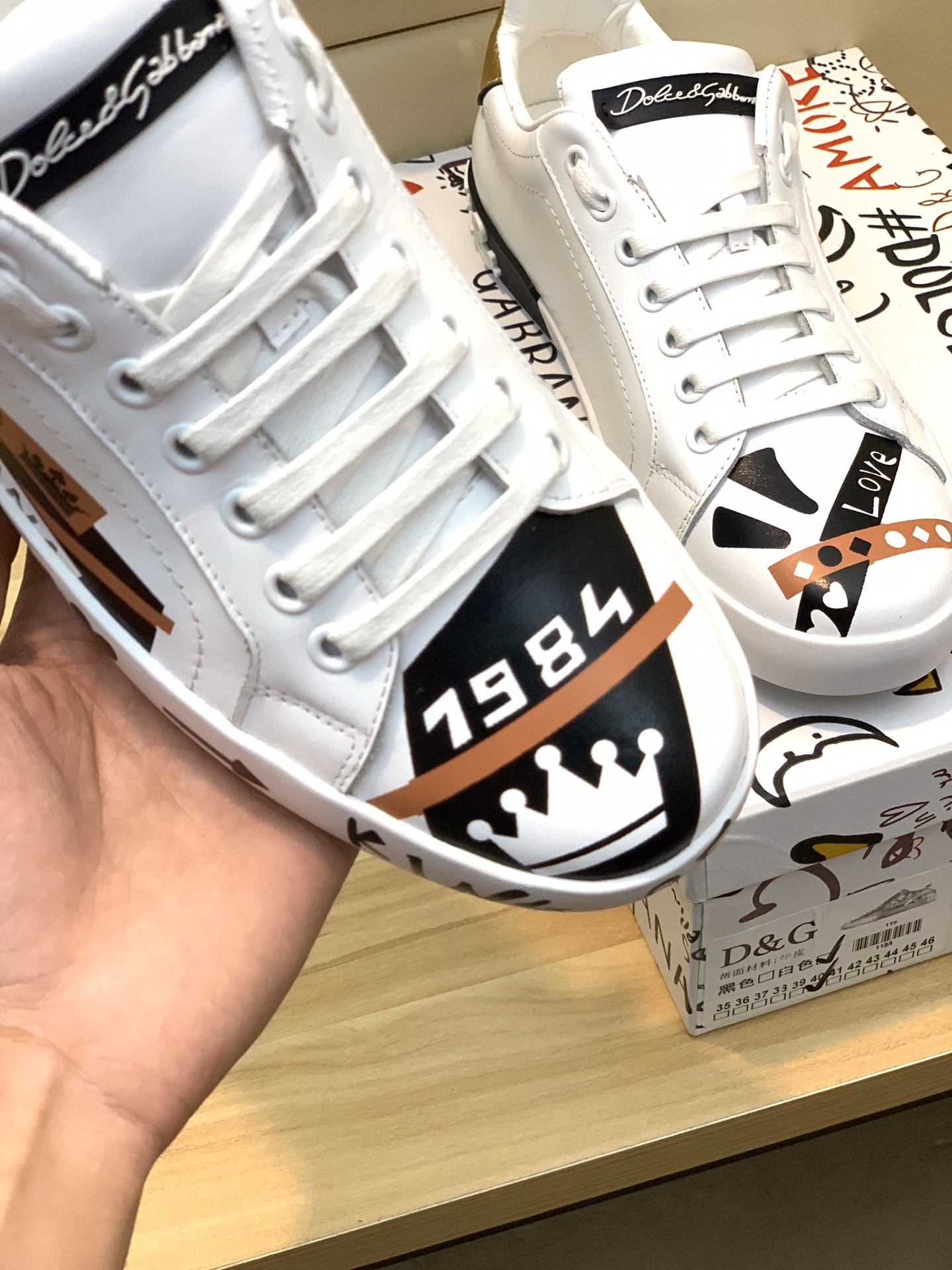 Dolce & Gabbana Low Tops Sneakers 125 - vstockx