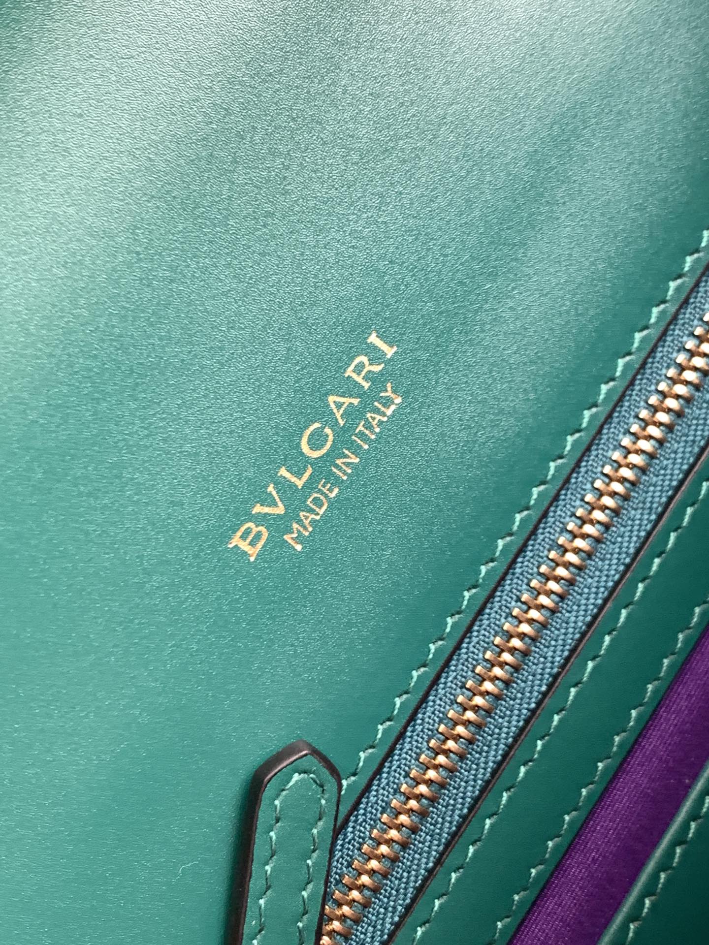 Handbags Bvlgari Sprpenti Forever size:19*13.5*6 cm - vstockx