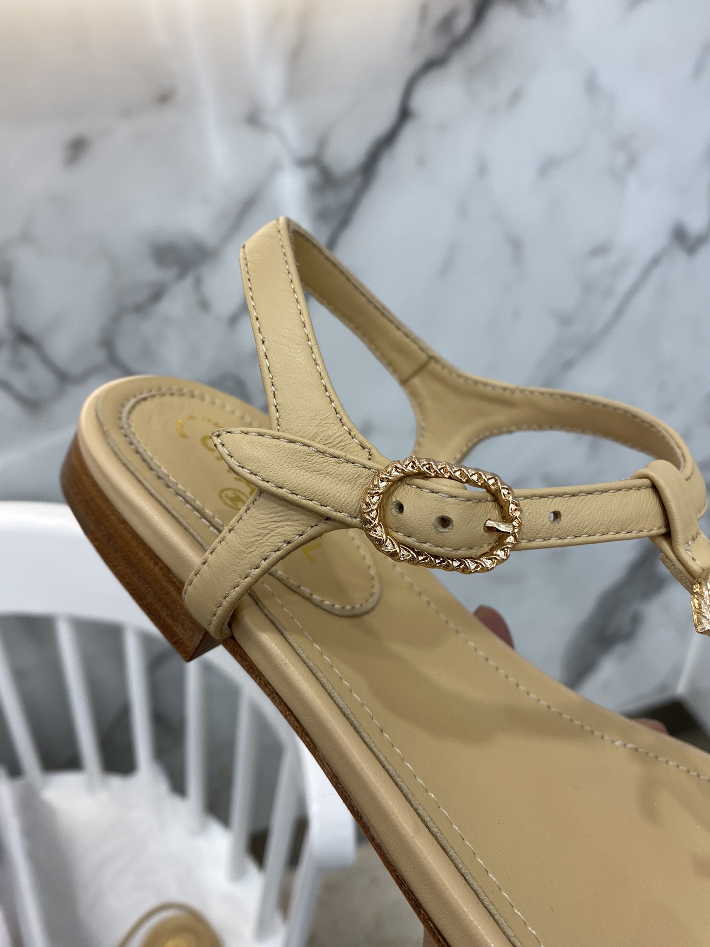 Chanel Slides 27 - vstockx