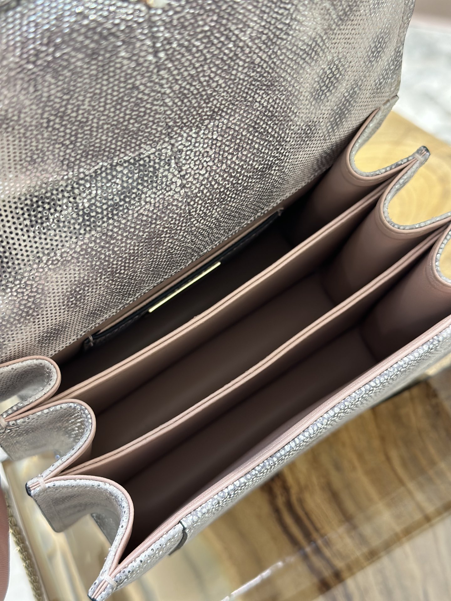 Handbags Bvlgari 38329 size:18 cm - vstockx