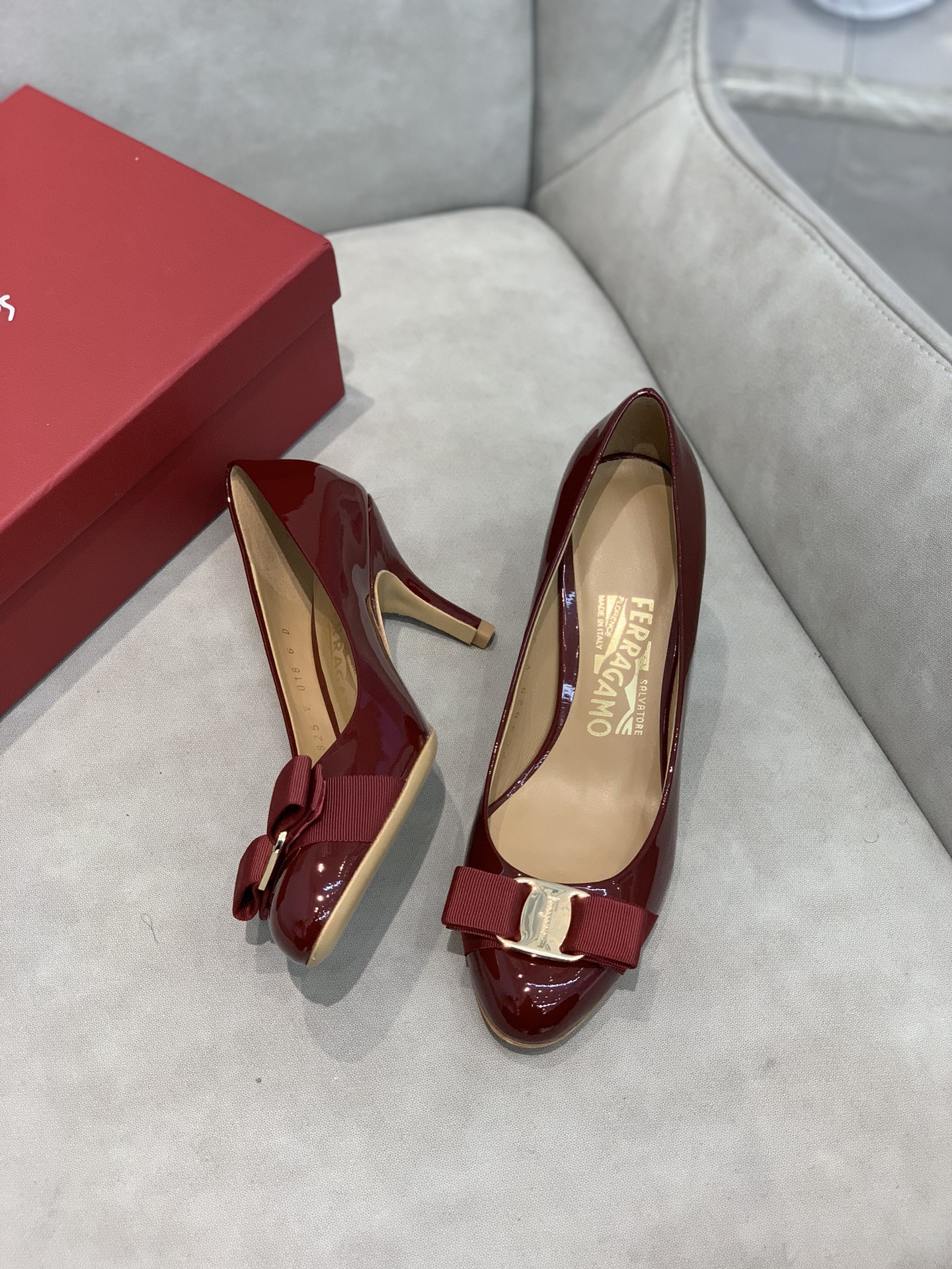 Salvatore Ferragamo Heel 9 - vstockx