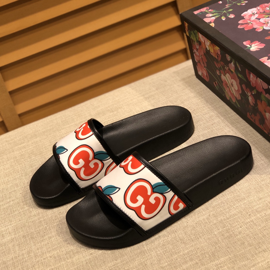 Gucci Slippers 20 - vstockx
