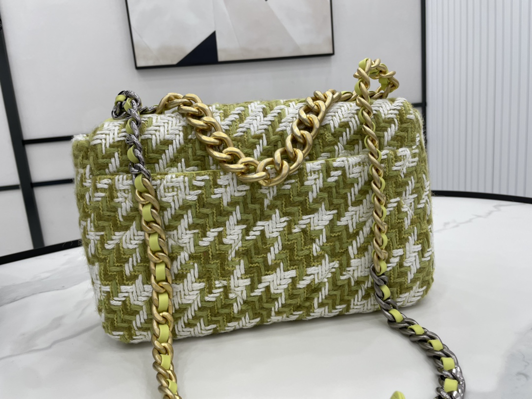 Handbag Chanel AS1161 size 30 cm - vstockx
