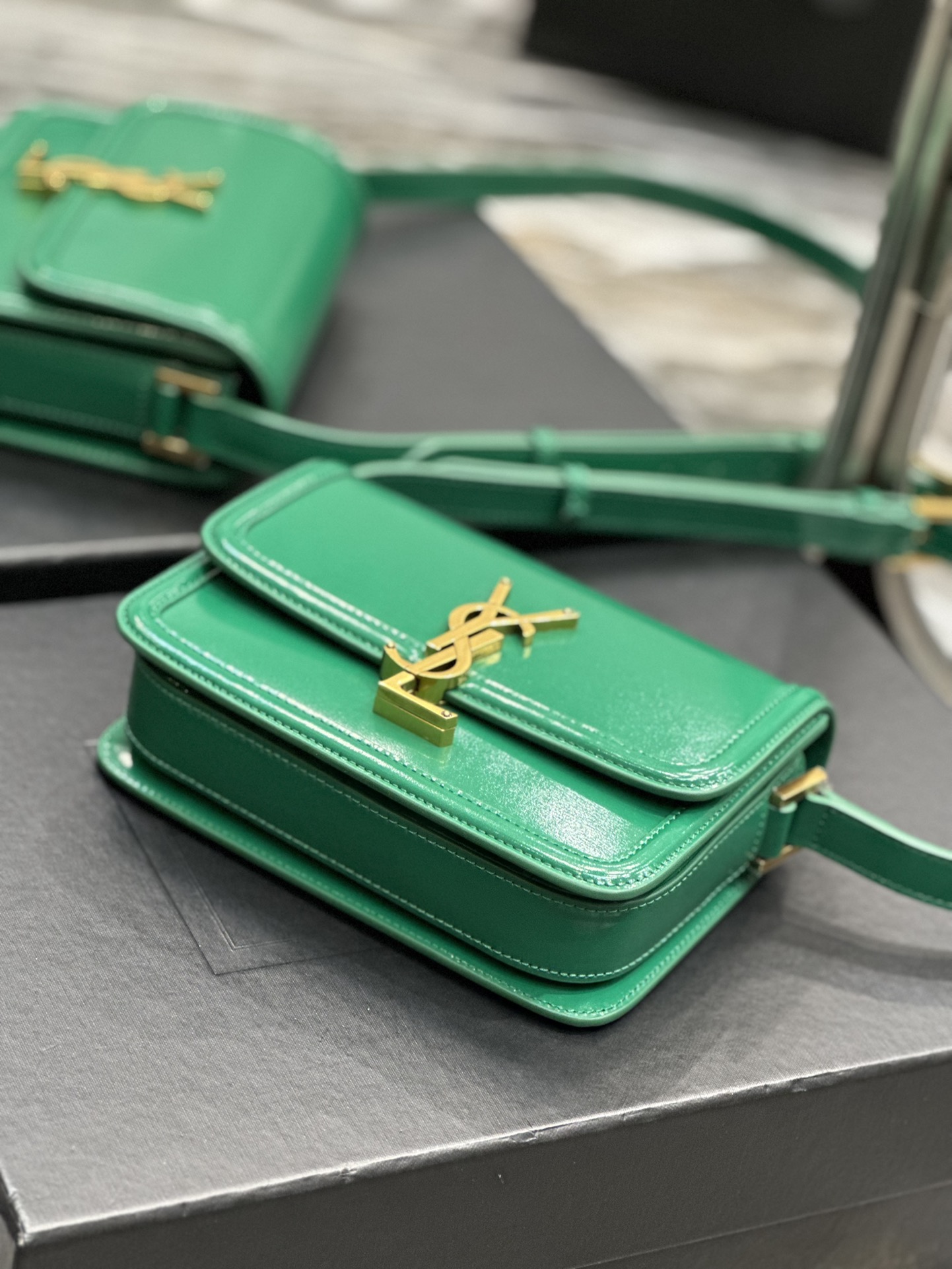 Handbags SAINT LAURENT 634306 size 19  13  5 cm - vstockx