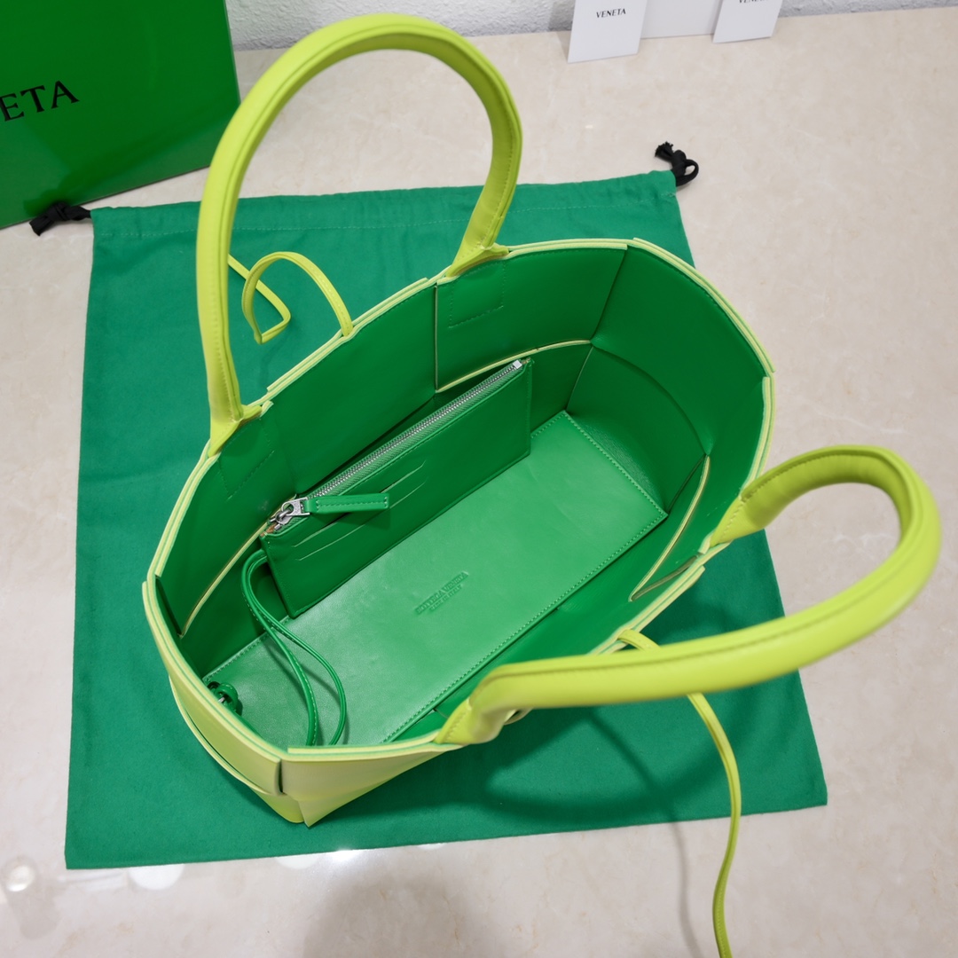 handbags Bottega Veneta 9893# size:30*20*12 - vstockx