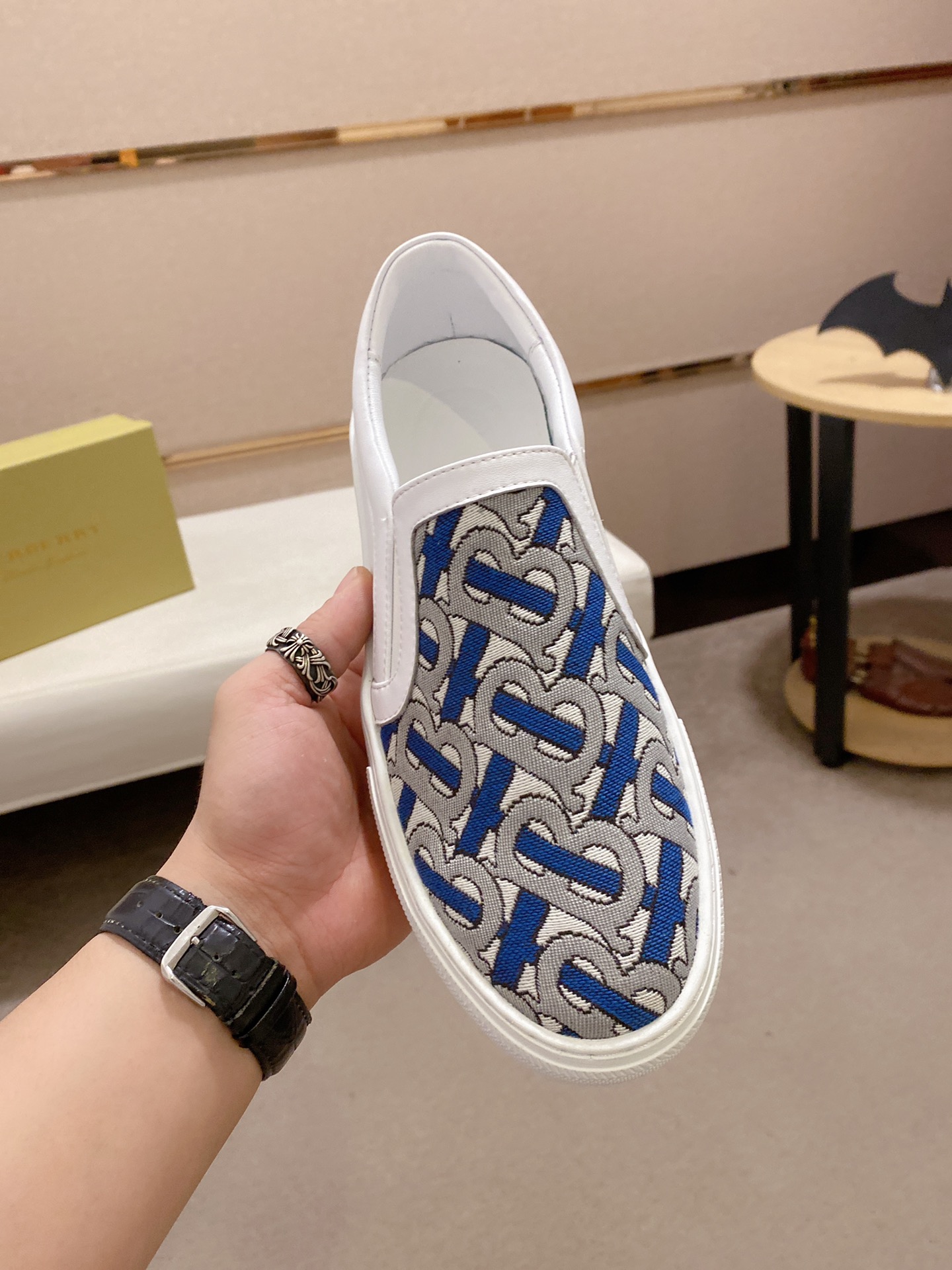 Burberry Perforated Check Sneaker 22 - vstockx