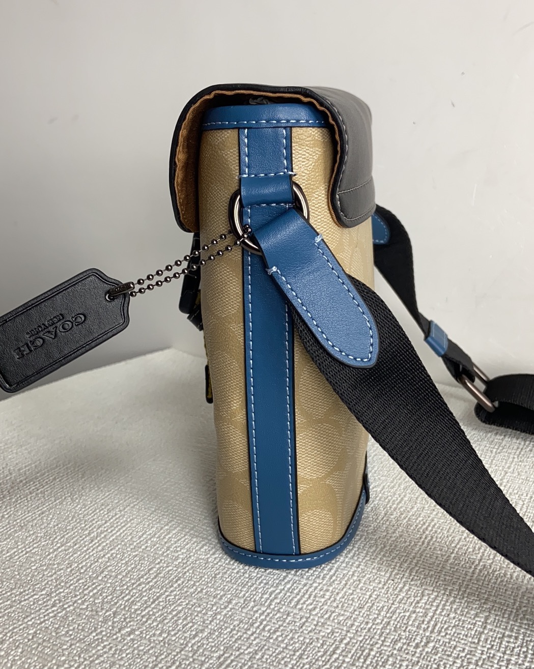 Handbags Coach CH071 size:13*19*6 - vstockx