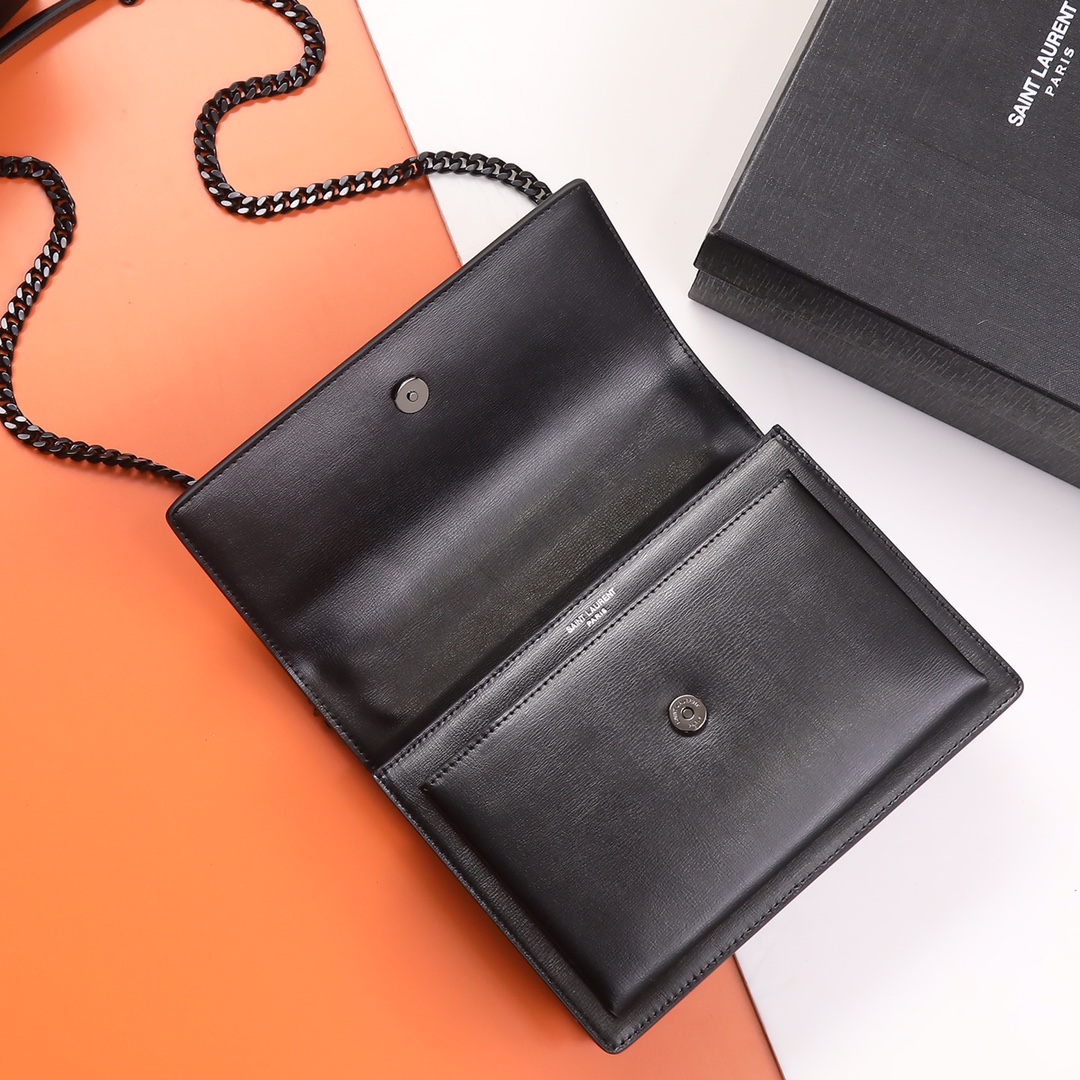 Handbags SAINT LAURENT 442906 size 22x8x16 cm - vstockx