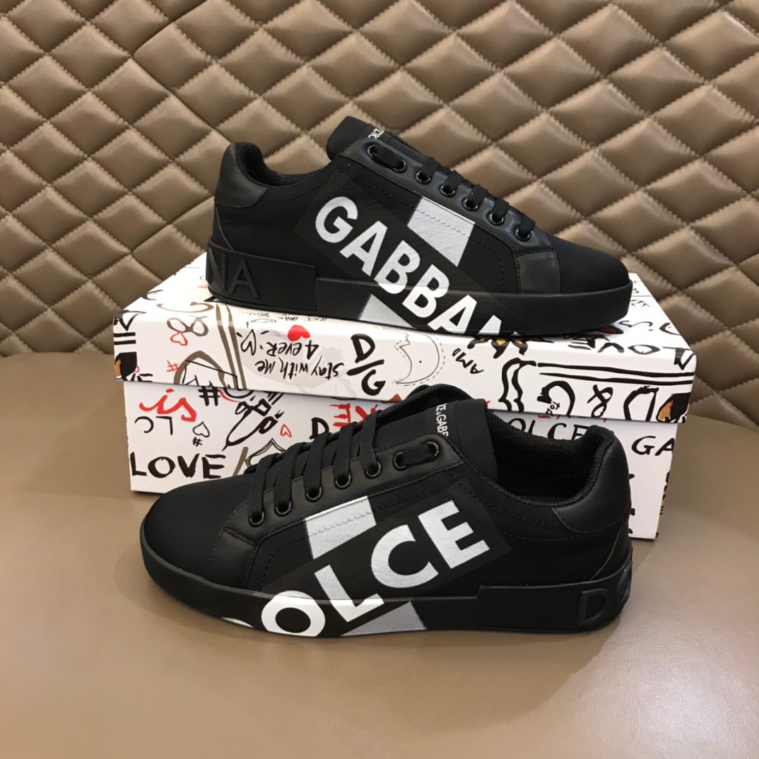 Dolce & Gabbana Low Tops Sneakers 117 - vstockx